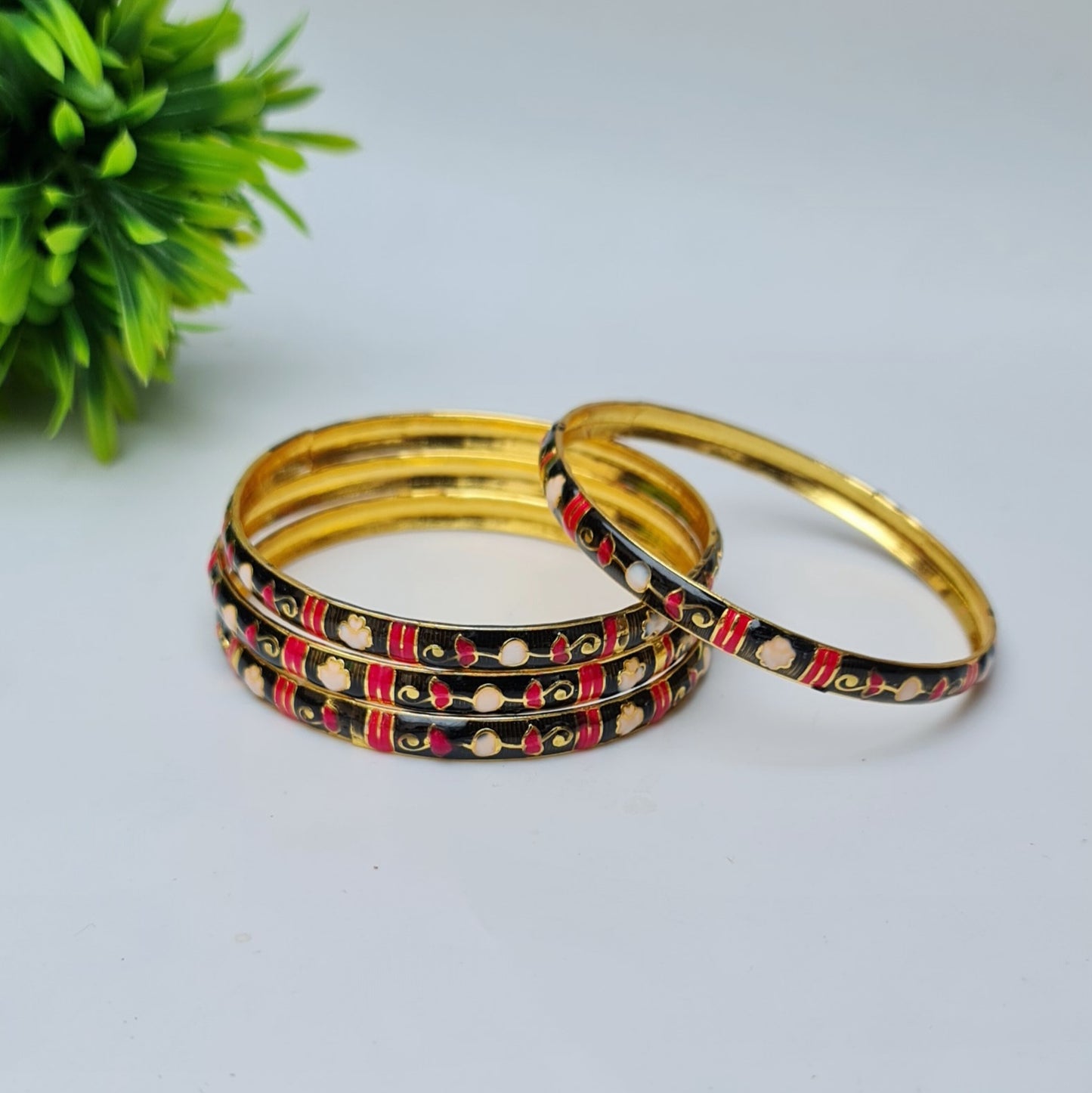 Elegant Bangles Black