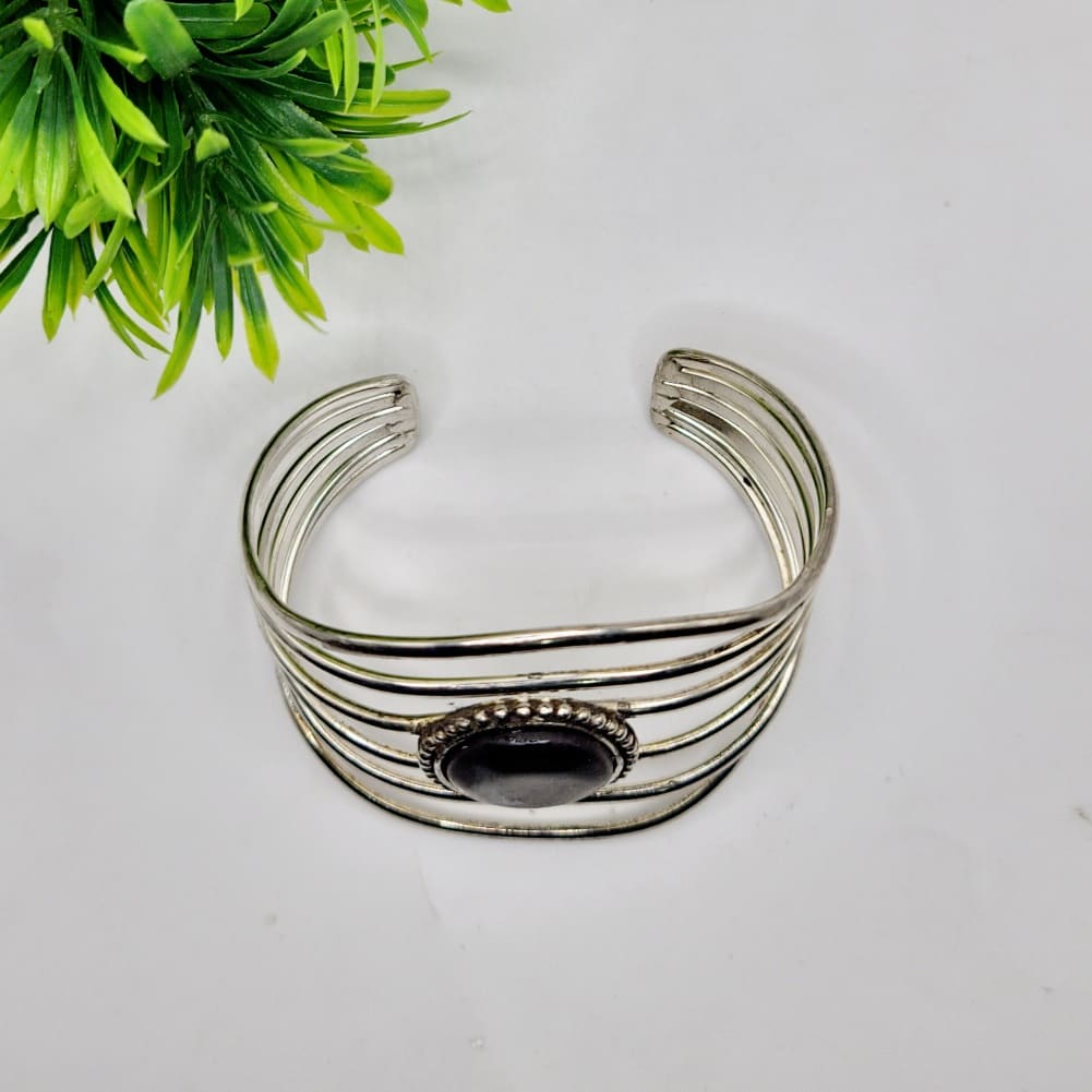 Trendy Gem Kada