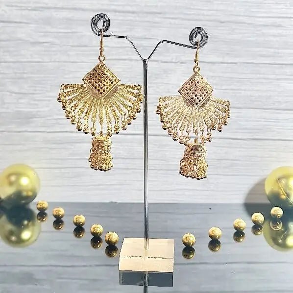 Gold plated Earring - Saajha Fashion