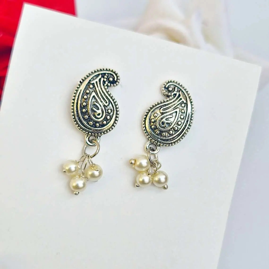 Gleaming Treasures Earring - Saajha Fashion