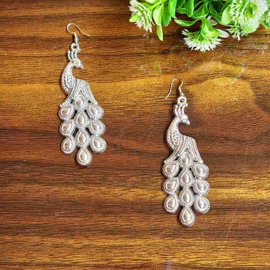 Silver Serenade Earring - Saajha Fashion