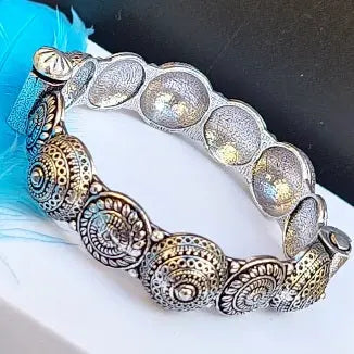 Elegant Silver Kada - Saajha Fashion