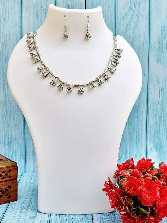RadiantCollar Neck Chain - Saajha Fashion