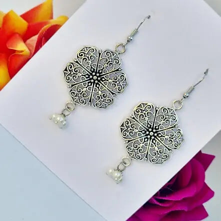 Whispering Charms Earring - Saajha Fashion
