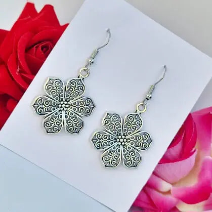 Whispering Charms Earring - Saajha Fashion