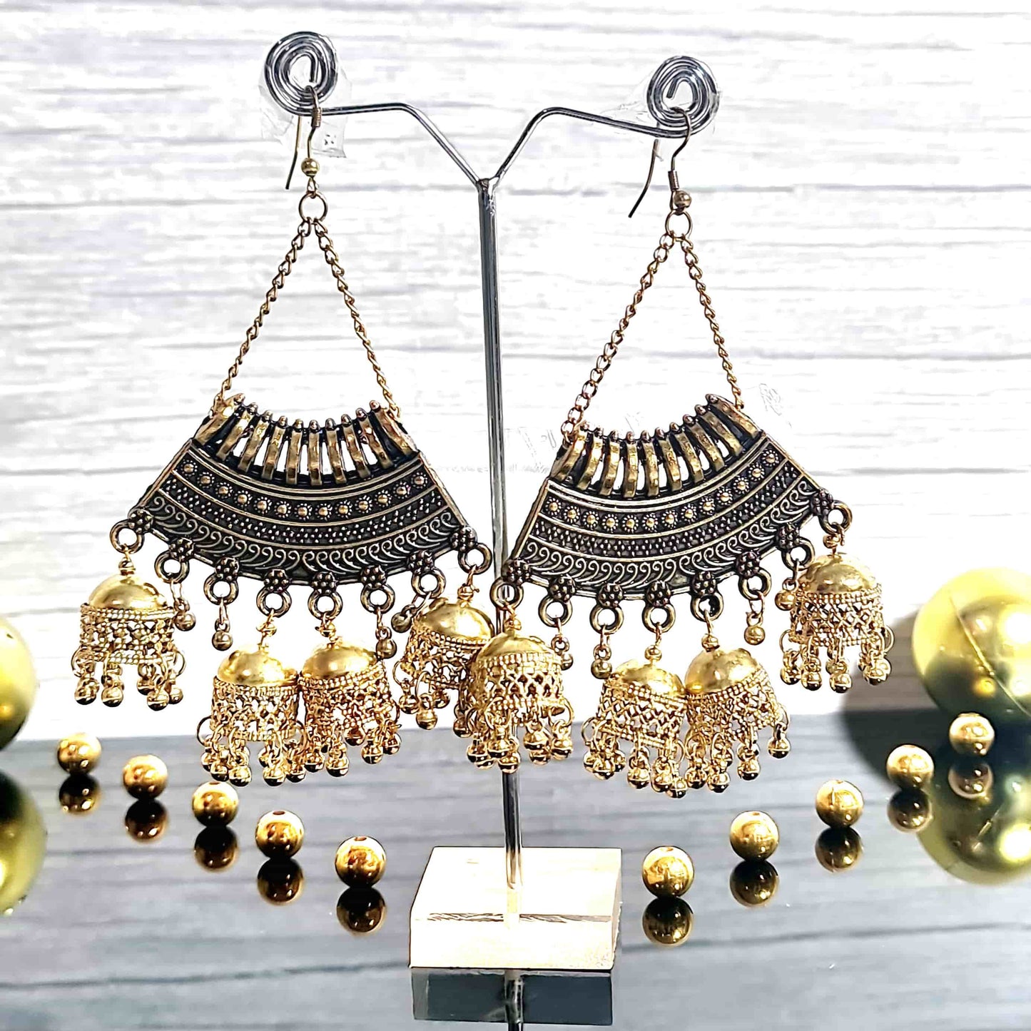 Golden Tribal Design Earring - Saajha Fashion
