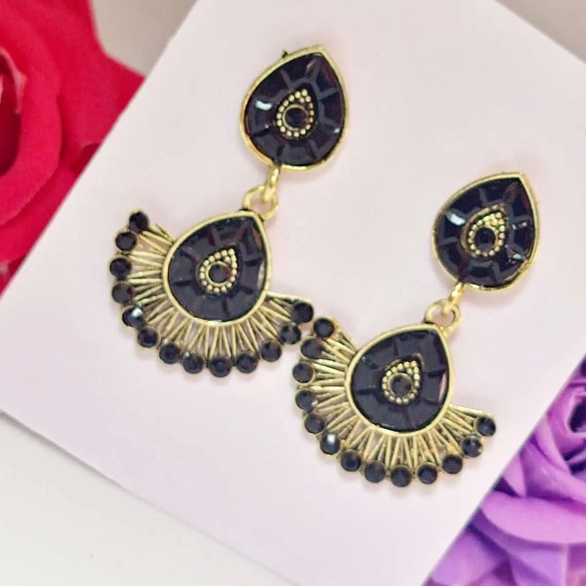 Trendy 2025 earring styles