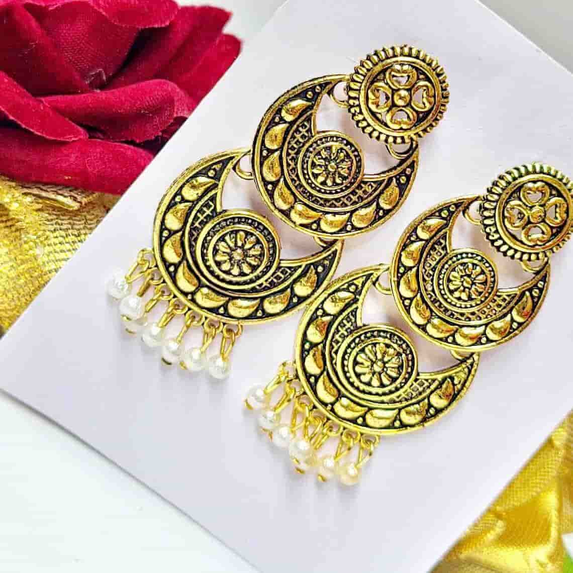 Stylish Earring - Saajha Fashion