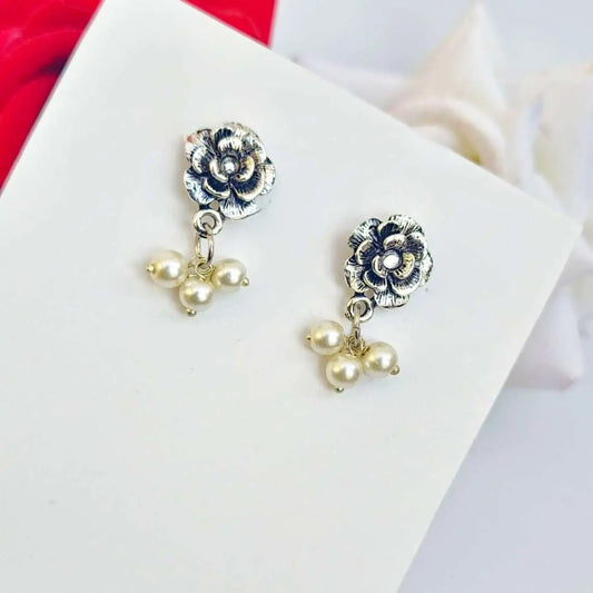Gleaming Treasures Earring - Saajha Fashion