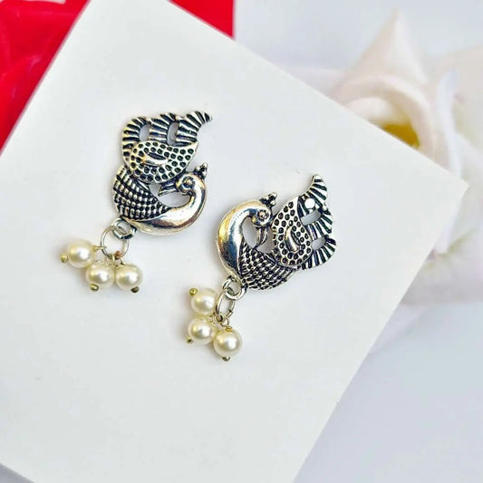 Gleaming Treasures Earring - Saajha Fashion