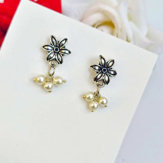 Gleaming Treasures Earring - Saajha Fashion
