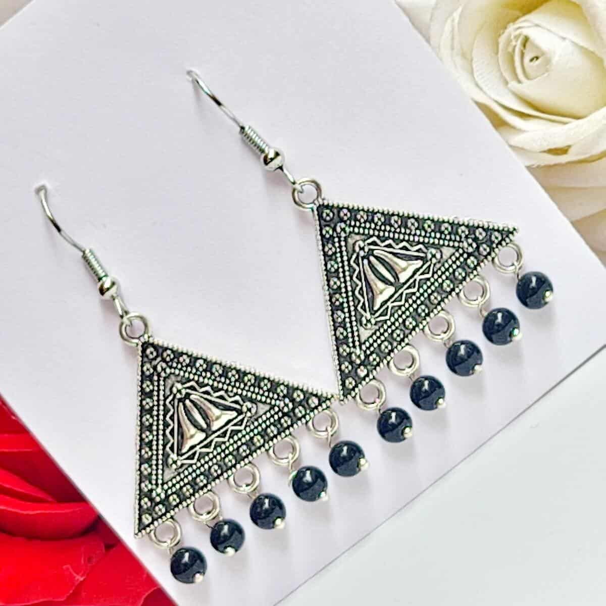 Whispering Charms Earring - Saajha Fashion