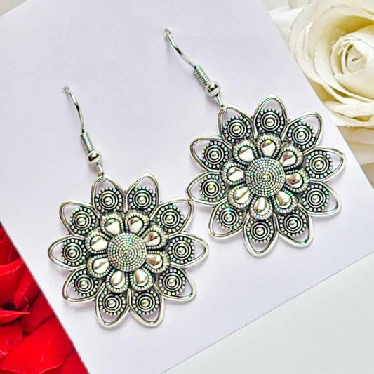Whispering Charms Earring - Saajha Fashion