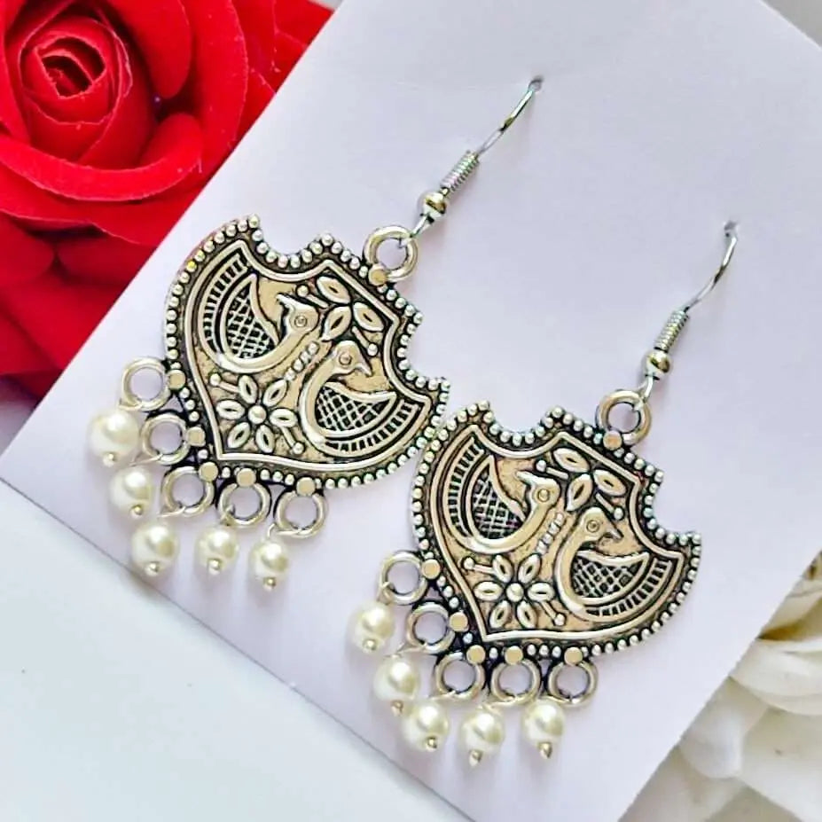 Ivory Elegance Earring - Saajha Fashion