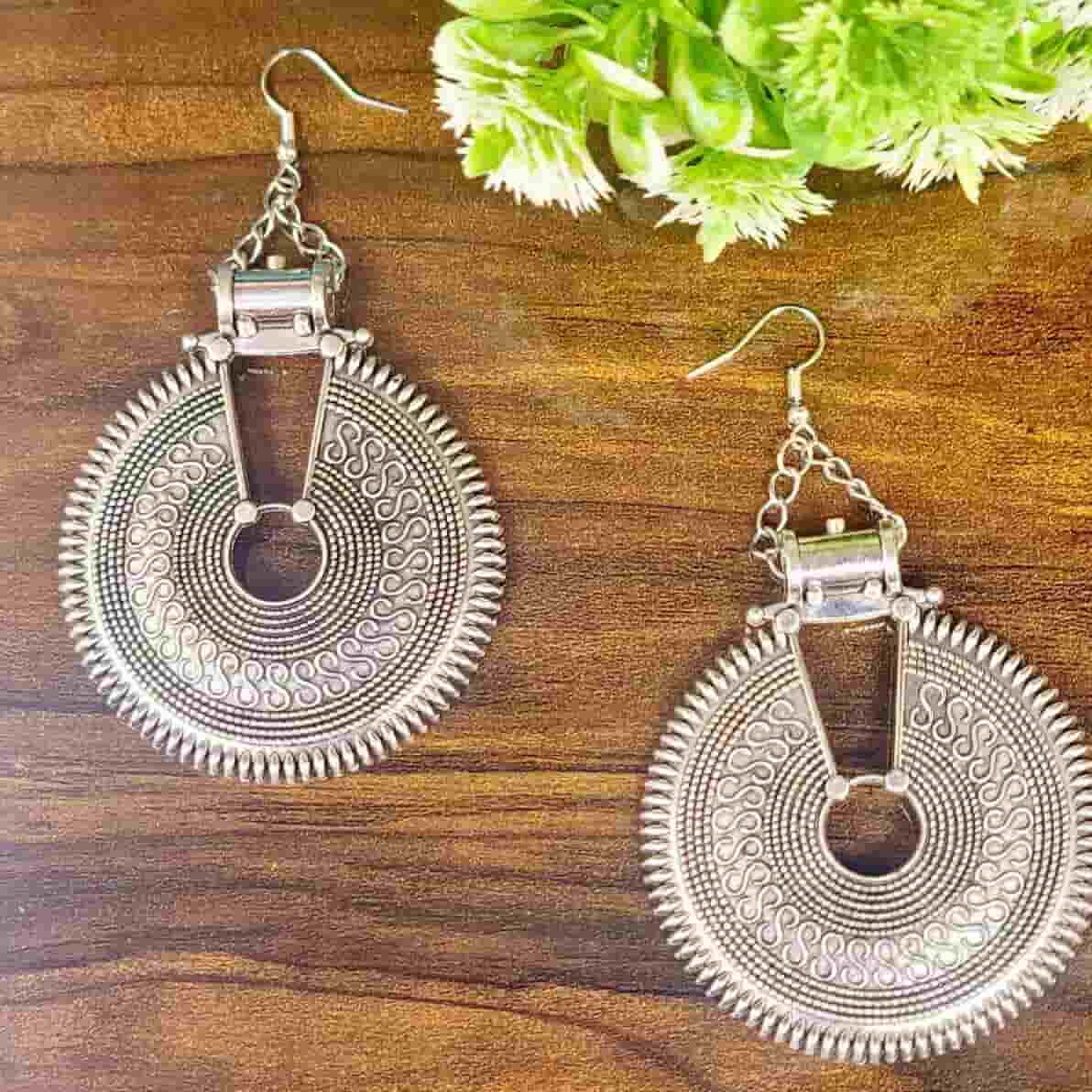 Silver Serenade Earring - Saajha Fashion
