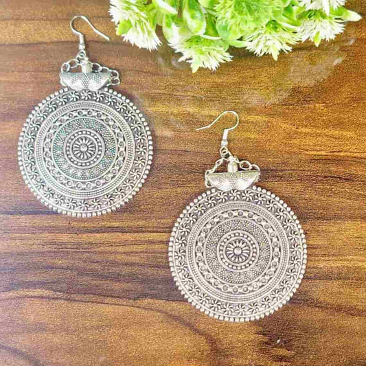 Silver Elegant Earring - Saajha Fashion
