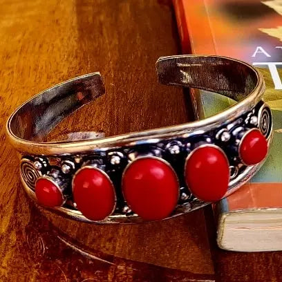 DaintyCuff Kada - Saajha Fashion